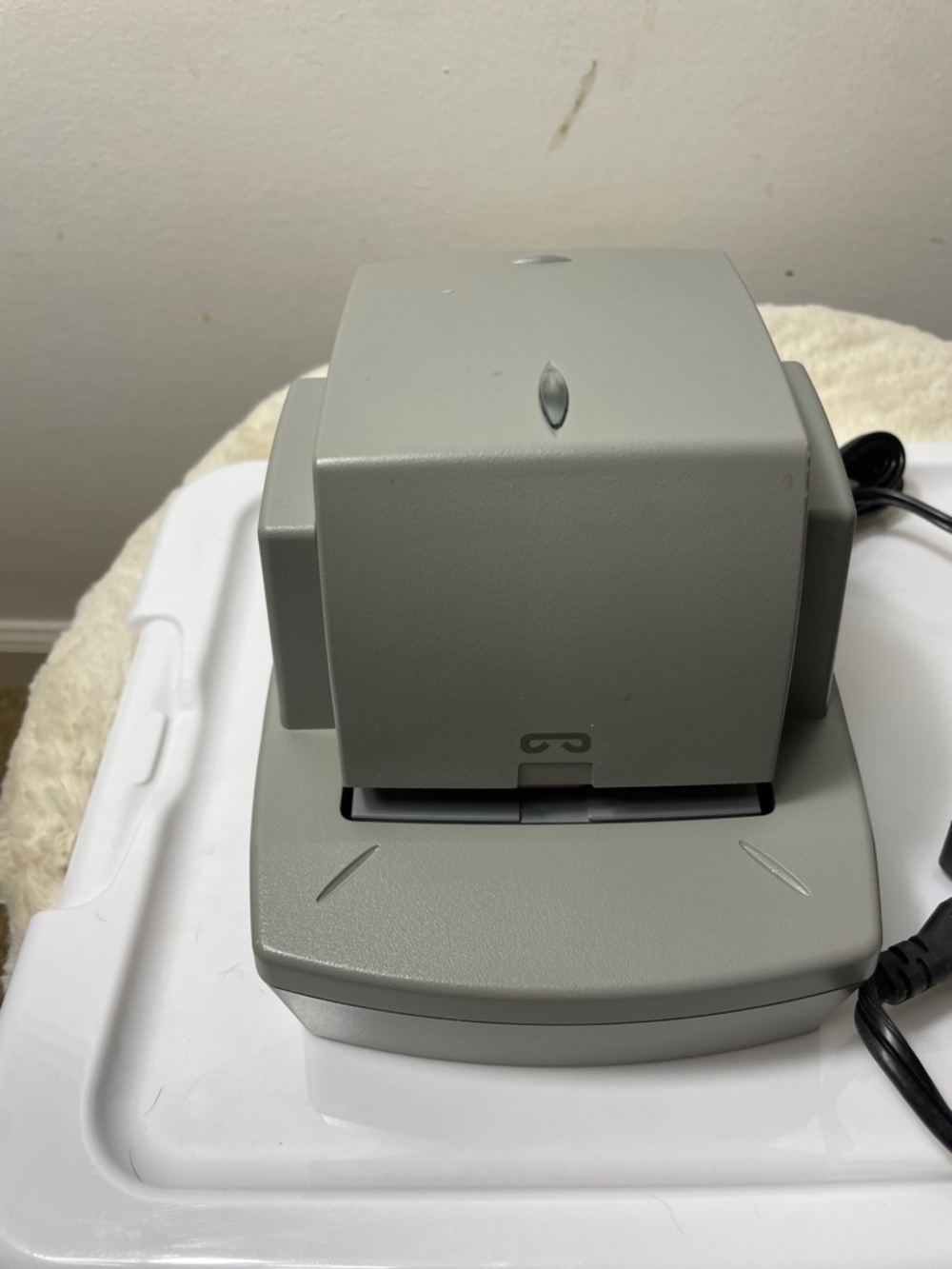 Electrical stapler NWT - Picture 2 of 5